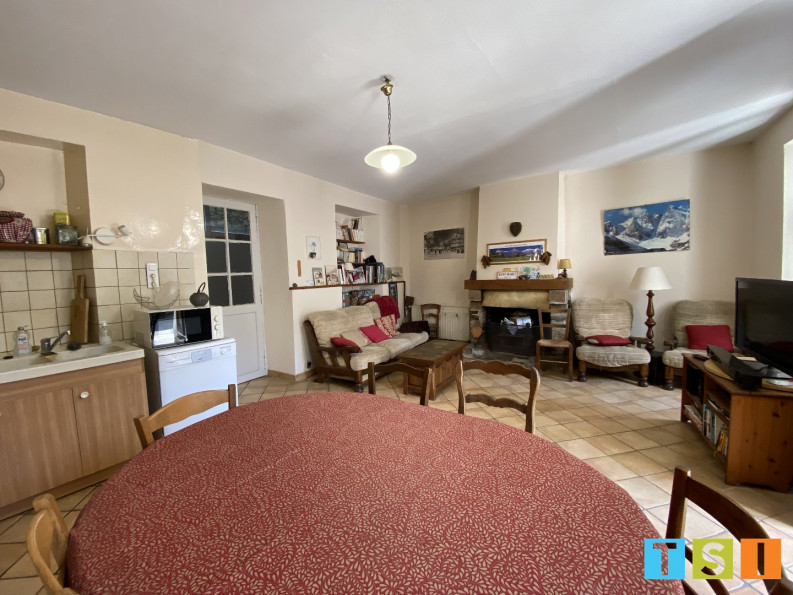 vente Maison Bagneres De Luchon - Photo 1