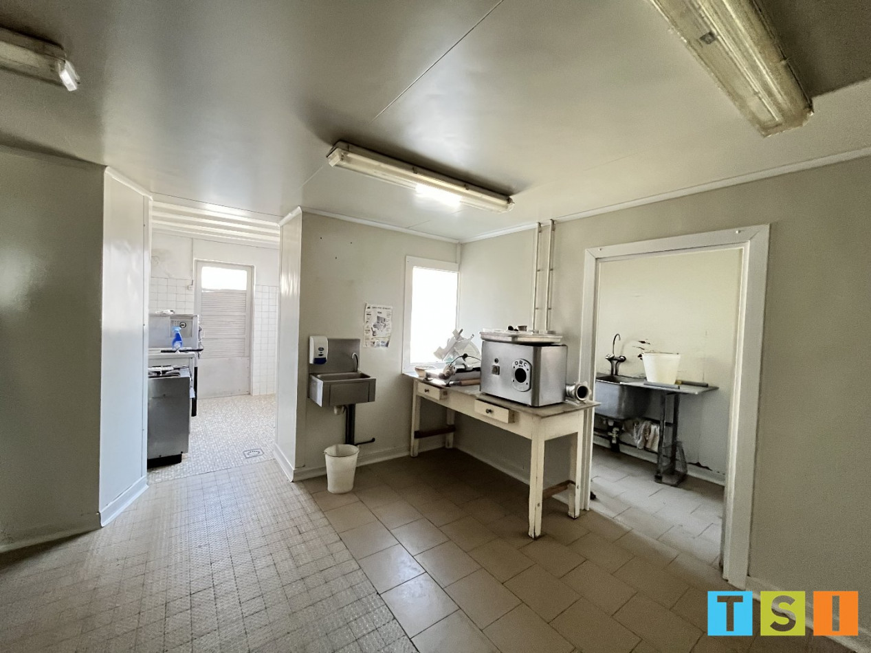 sale Ensemble immobilier Gourdan Polignan - Photo 6