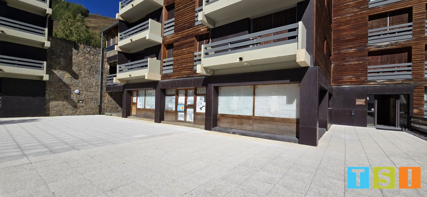 vente Local commercial Gouaux De Larboust - Photo 1