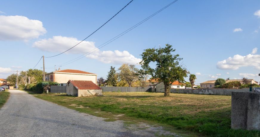 vente Terrain constructible Eaunes