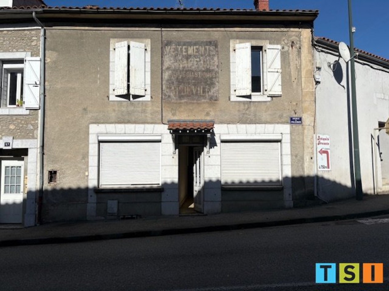 vente Immeuble de rapport Montrejeau - Photo 1