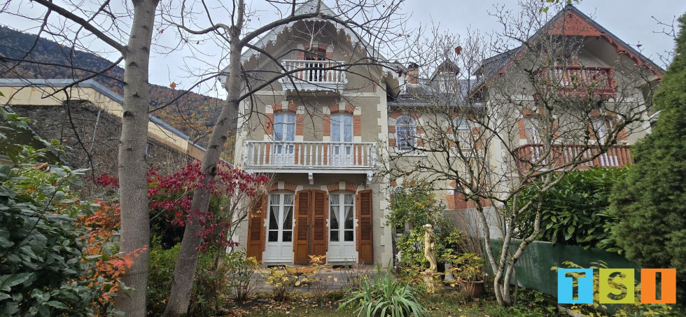 vente Maison Bagneres De Luchon - Photo 1