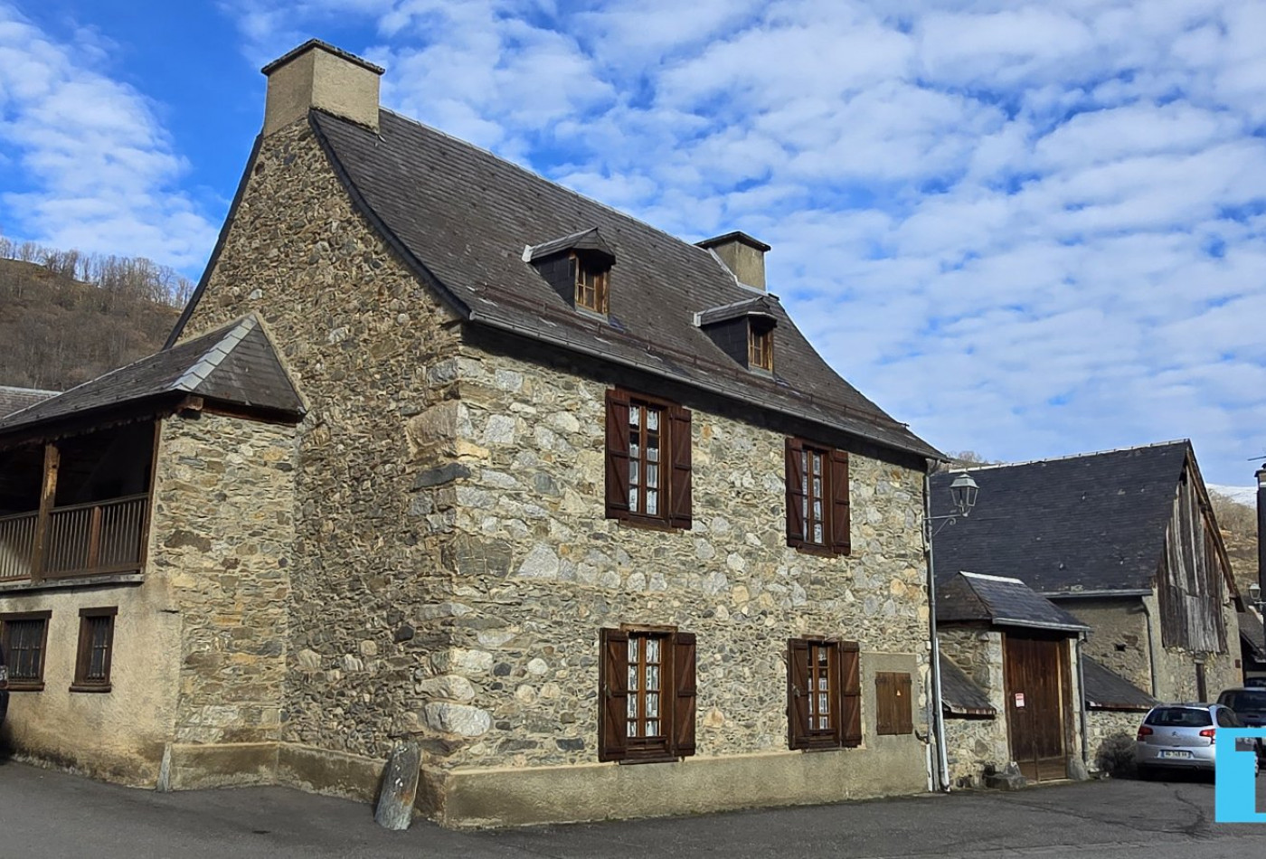 vente Maison Bagneres De Luchon - Photo 1
