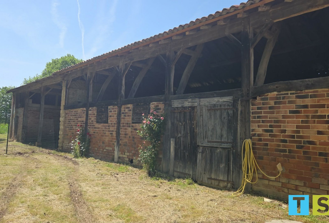 vente Corps de ferme Escanecrabe - Photo 2