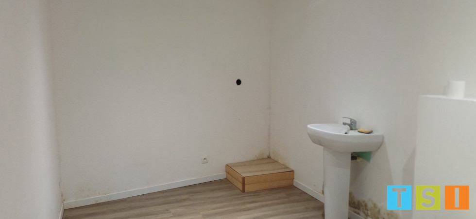 vente Ateliers et bureaux Bagneres De Luchon - Photo 6