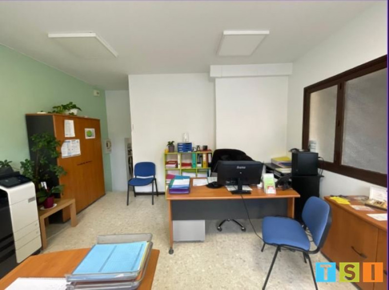 location Local commercial Saint Gaudens - Photo 5