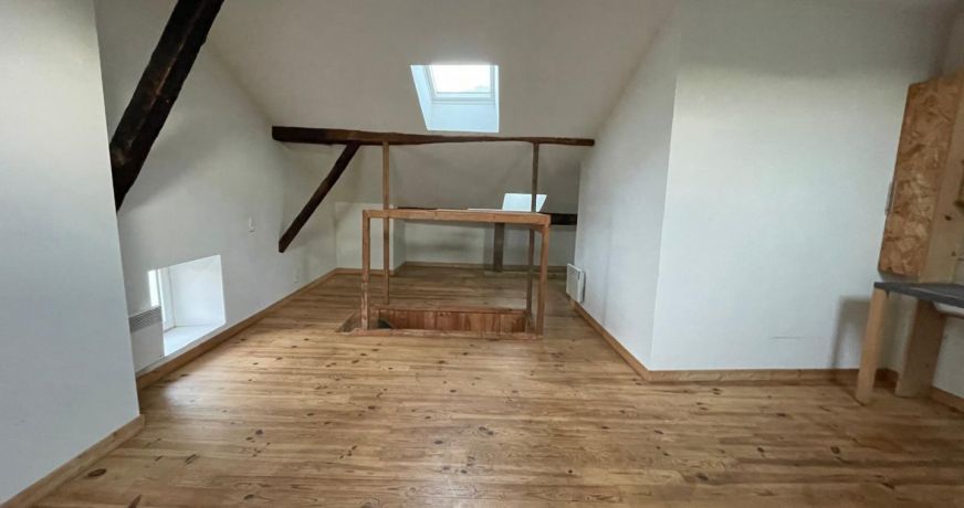 location Appartement Aspet