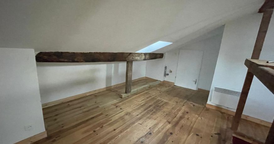 location Appartement Aspet