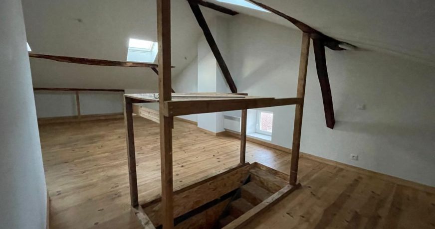location Appartement Aspet