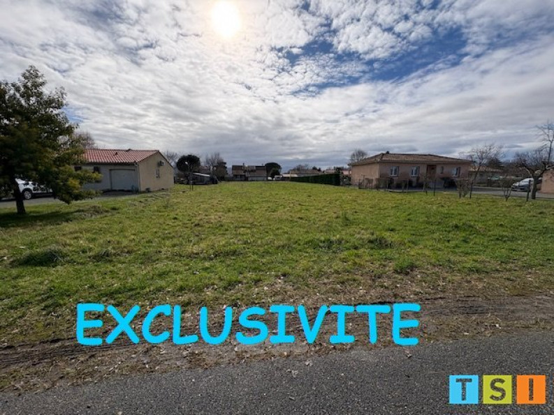 vente Terrain constructible Ausson - Photo 1