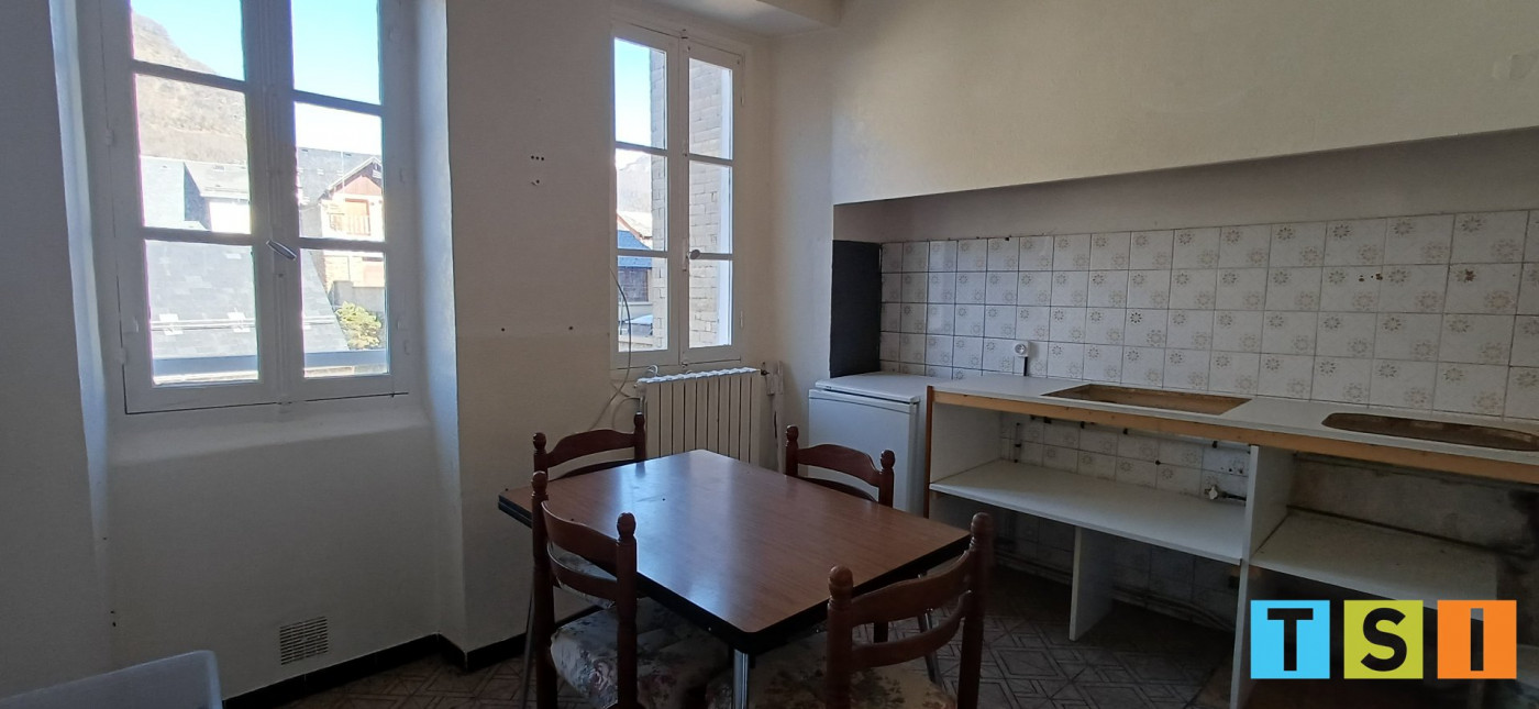 vente Immeuble à rénover Bagneres De Luchon - Photo 2