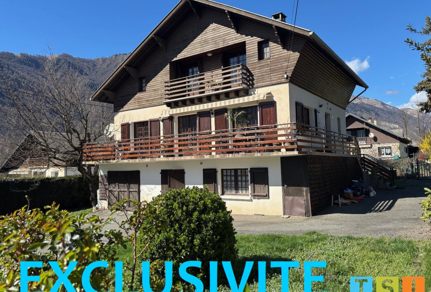 vente Chalet Bagneres De Luchon - Photo 1