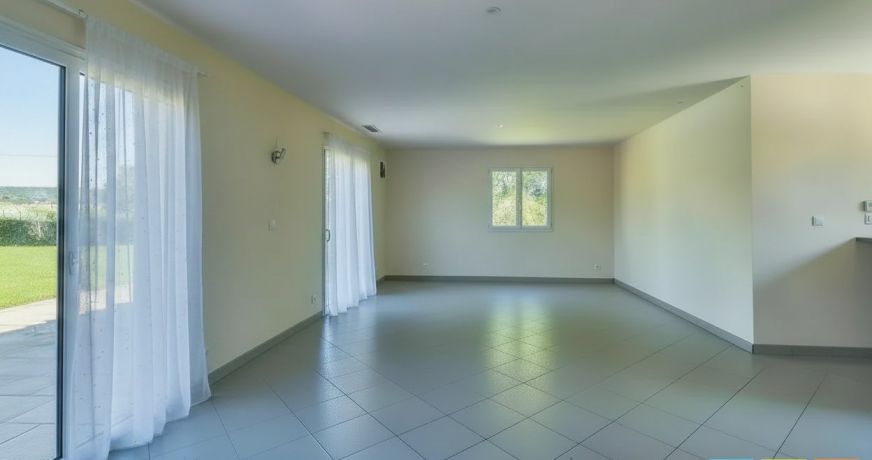 vente Villa Mondavezan