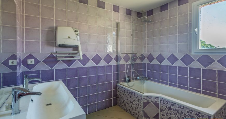 vente Villa Mondavezan