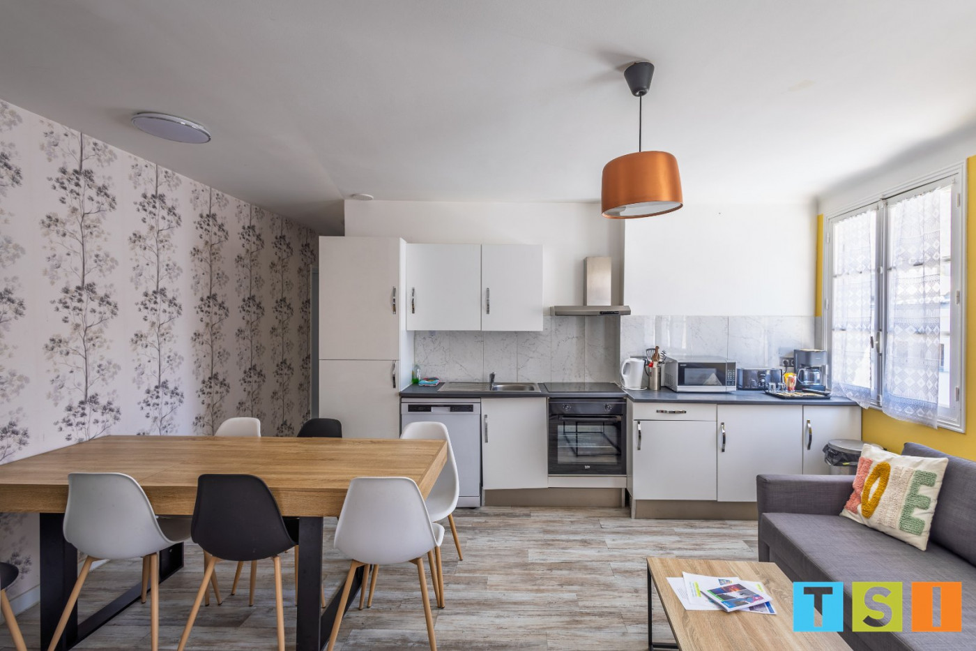 sale Appartement rénové Bagneres De Luchon - Photo 3