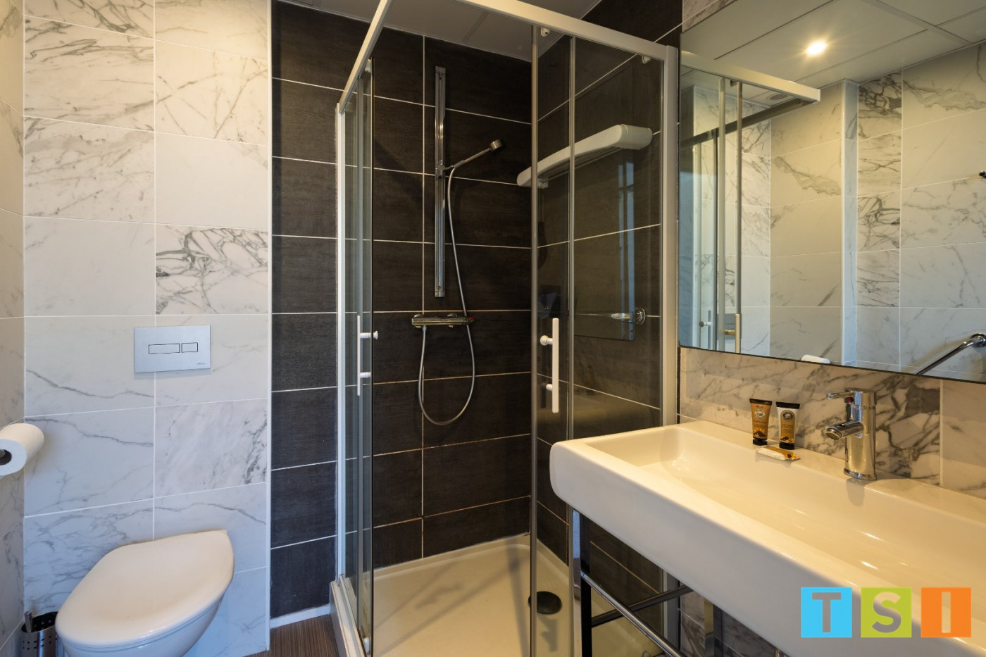 sale Studio Bagneres De Luchon - Photo 4