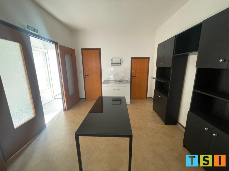 location Ateliers et bureaux Saint Gaudens - Photo 4