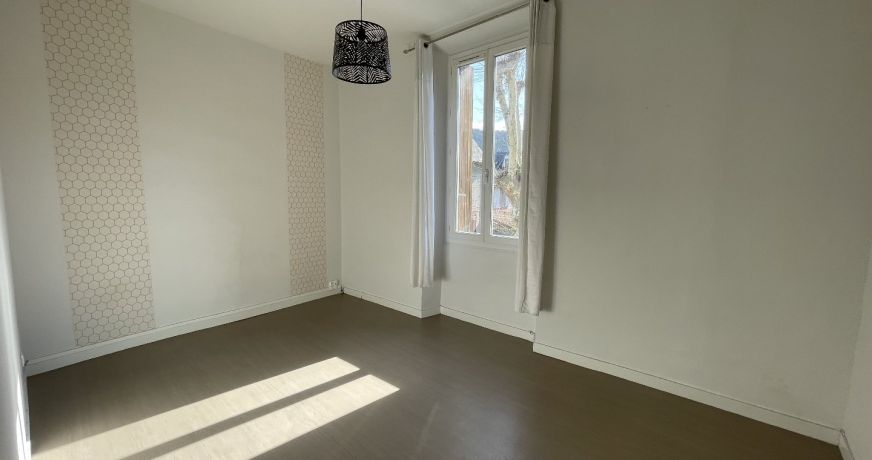 vente Appartement Loures Barousse
