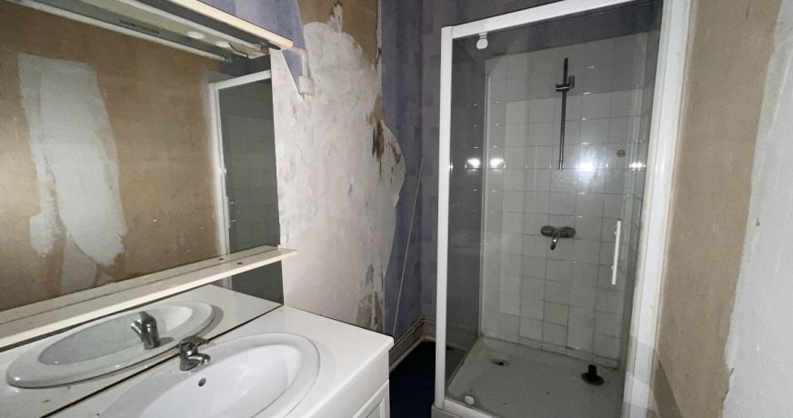 vente Immeuble mixte Loures Barousse