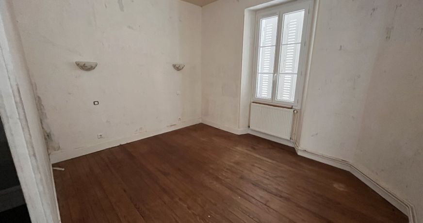 vente Immeuble mixte Loures Barousse