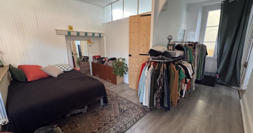vente Immeuble mixte Loures Barousse