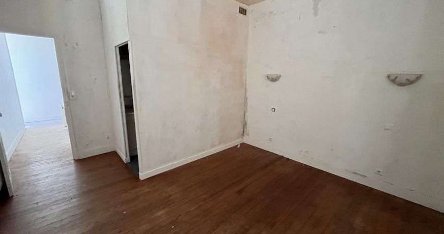 vente Immeuble mixte Loures Barousse