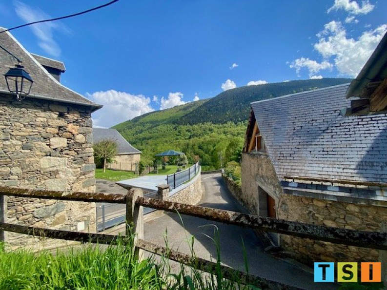 vente Maison Bagneres De Luchon - Photo 1