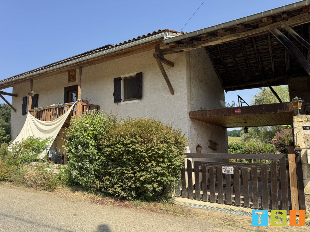 vente Maison Castelbiague - Photo 1