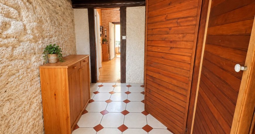 vente Maison en pierre Izaourt