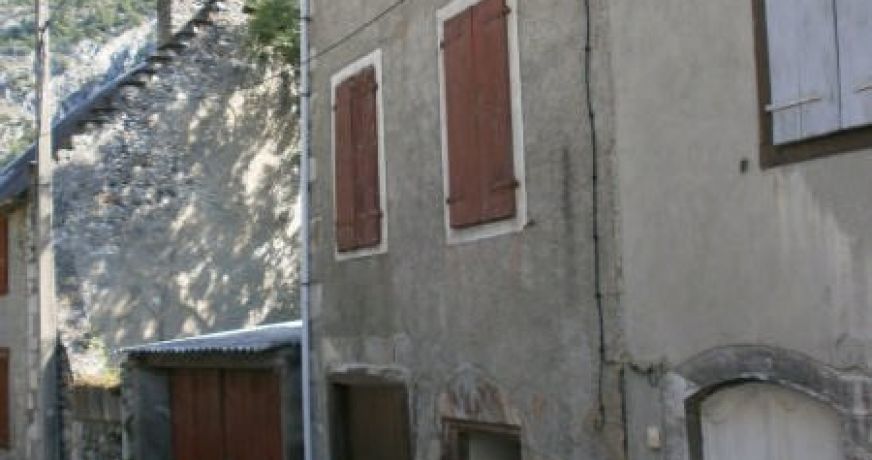 vente Maison de village Saint Beat Lez