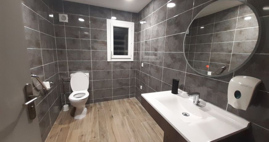 vente Immeuble commercial Labarthe Inard