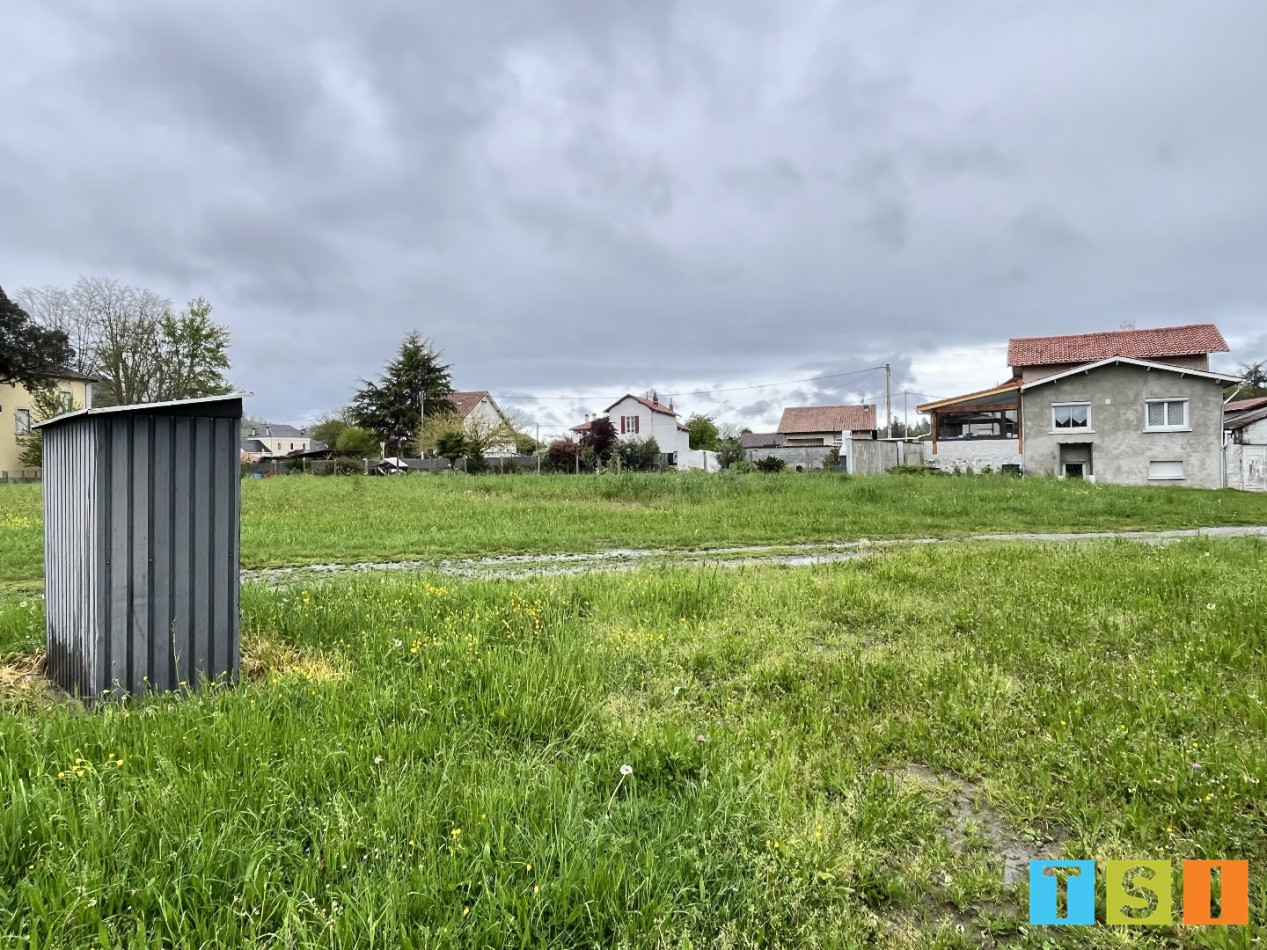 sale Terrain constructible Gourdan Polignan - Photo 2