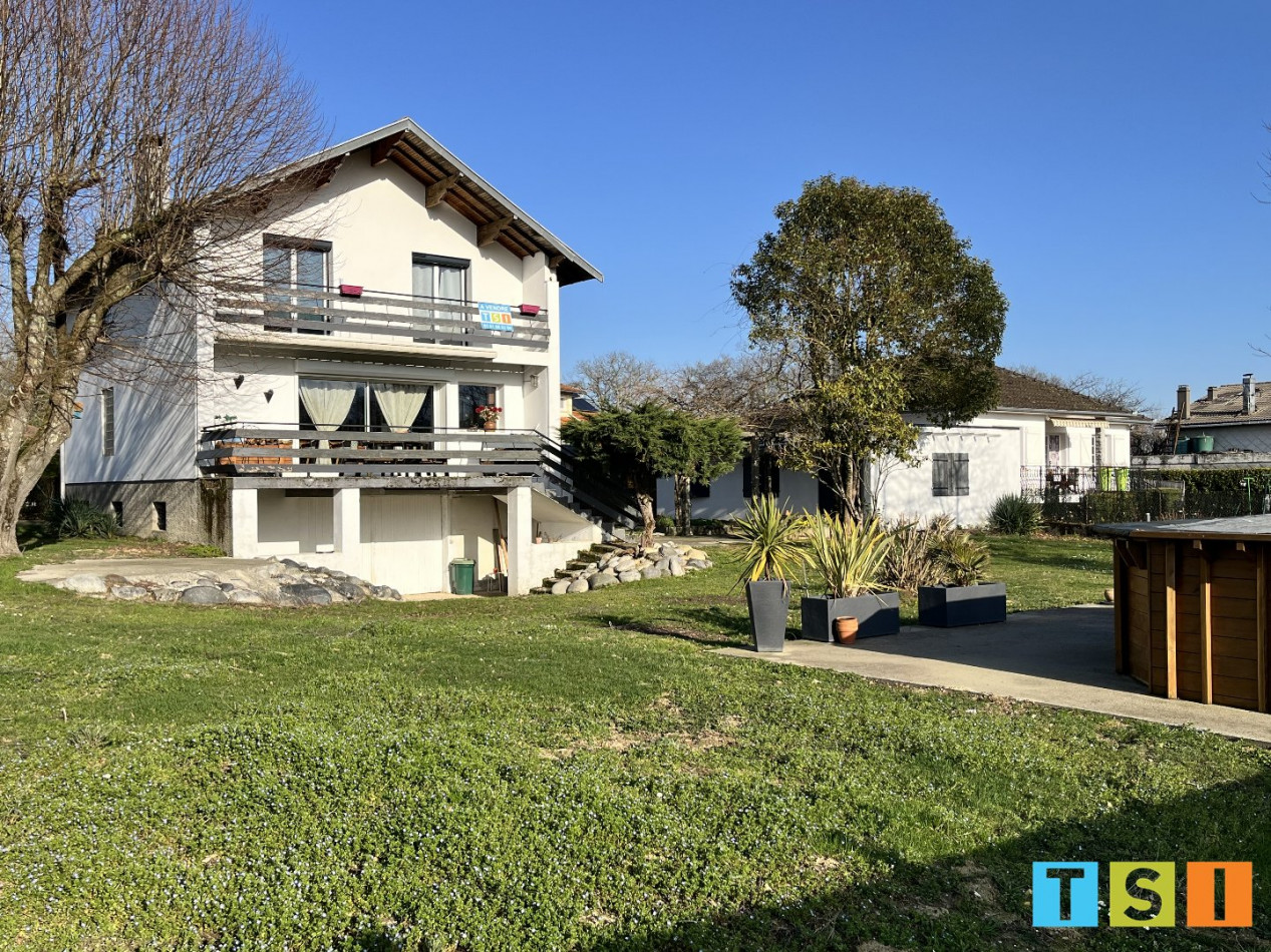 vente Maison Saint Laurent De Neste - Photo 2