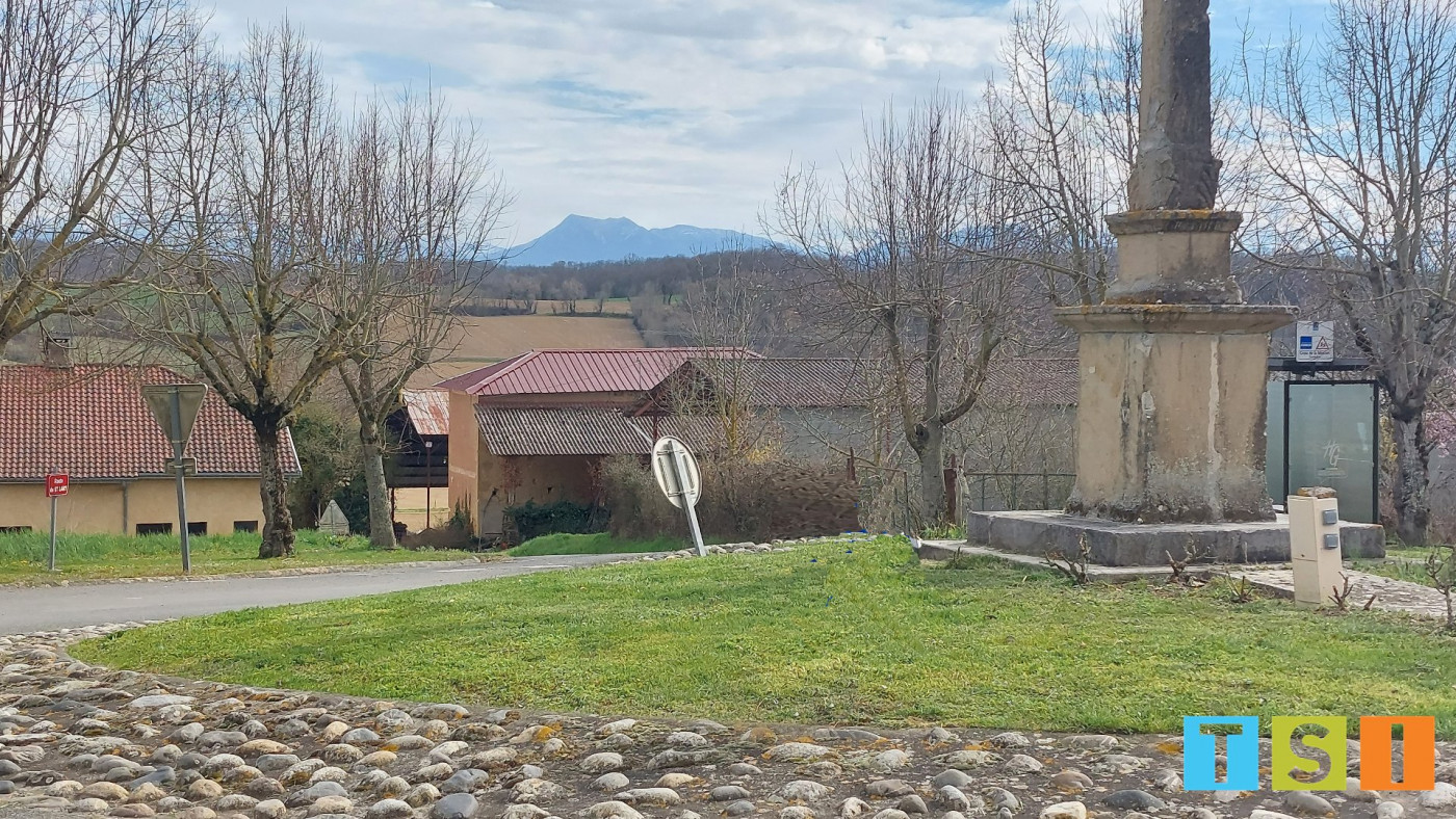 vente Maison Saman - Photo 1