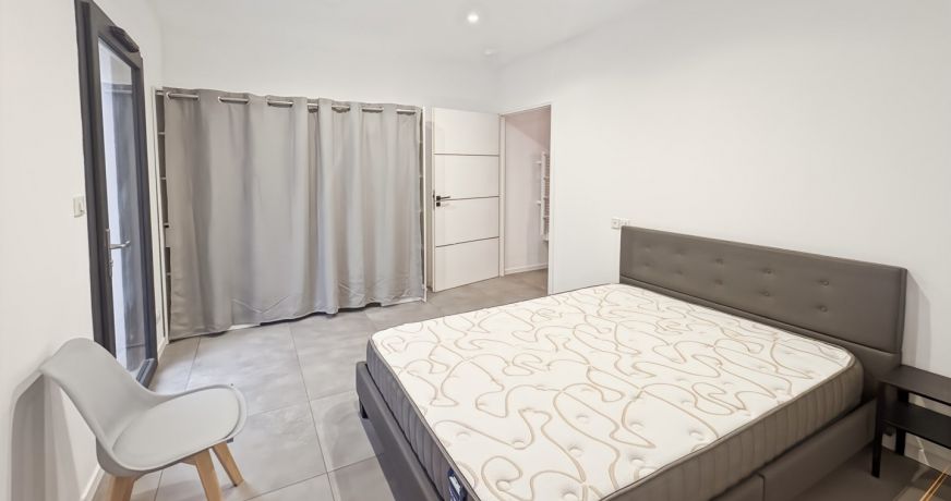 location Maison contemporaine Sainte-foy-de-peyrolieres