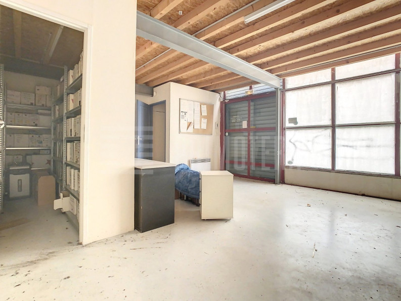 vente Entrepots et bureaux Dremil-lafage - Photo 5
