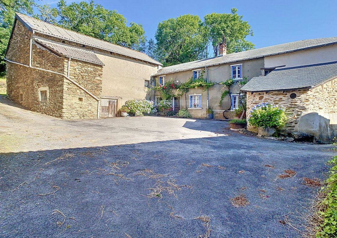 à vendre Corps de ferme Massals