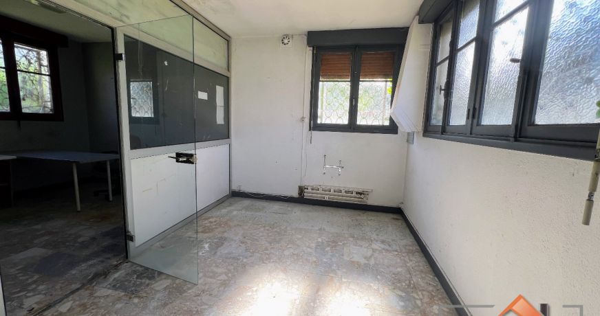 à vendre Entrepots et bureaux Salies Du Salat