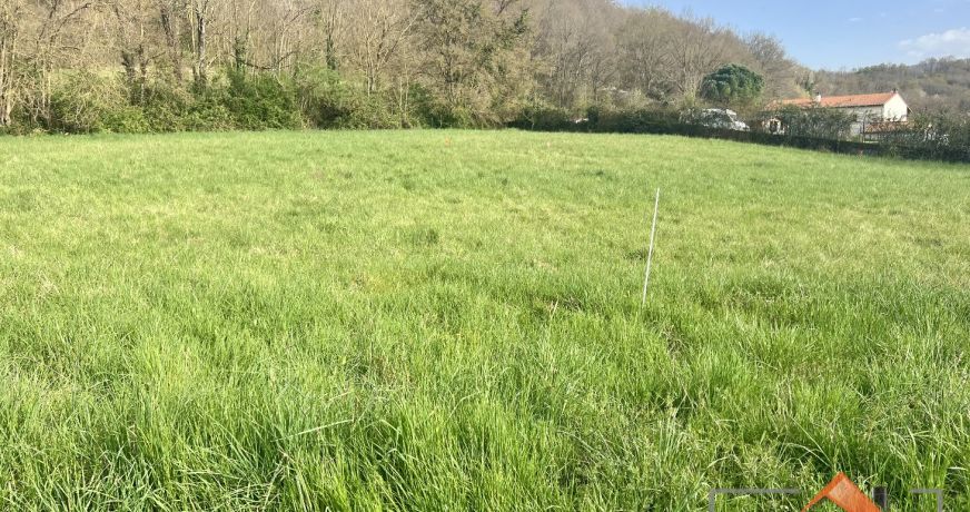 à vendre Terrain constructible Mane