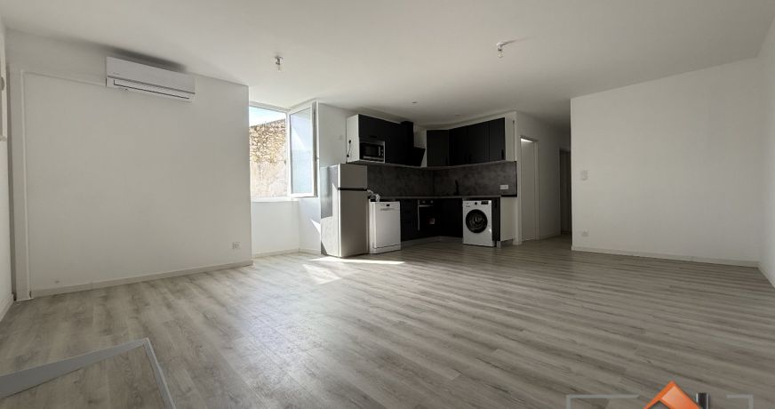 à louer Appartement Mane