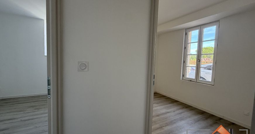 à louer Appartement Mane