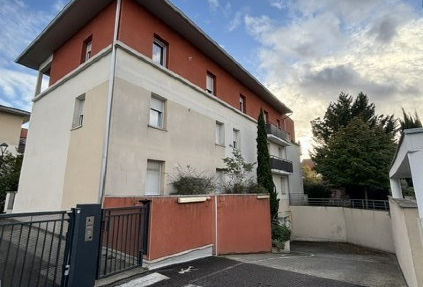 location Parking intérieur Balma - Photo 1