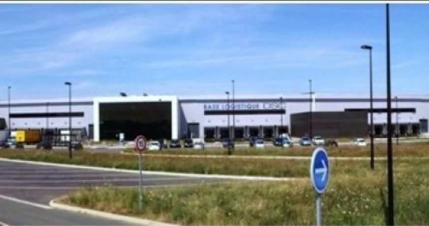 location Entrepot Montbartier