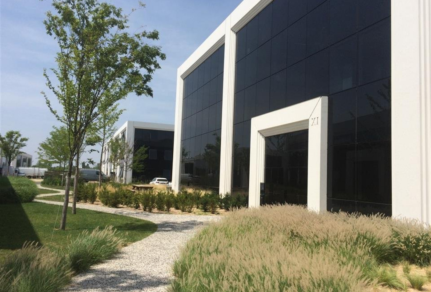 location Bureau Labege - Photo 1