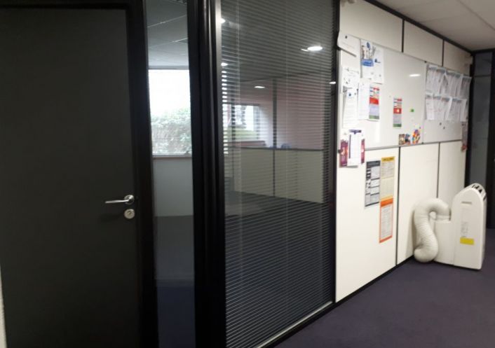 location Bureau Labege