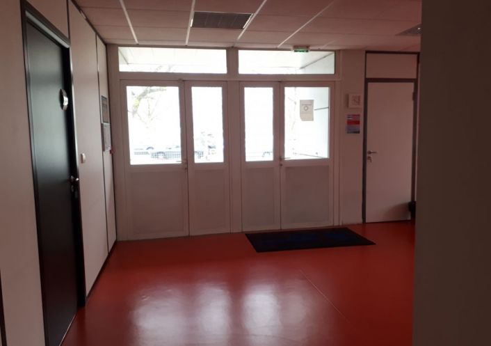 location Bureau Labege