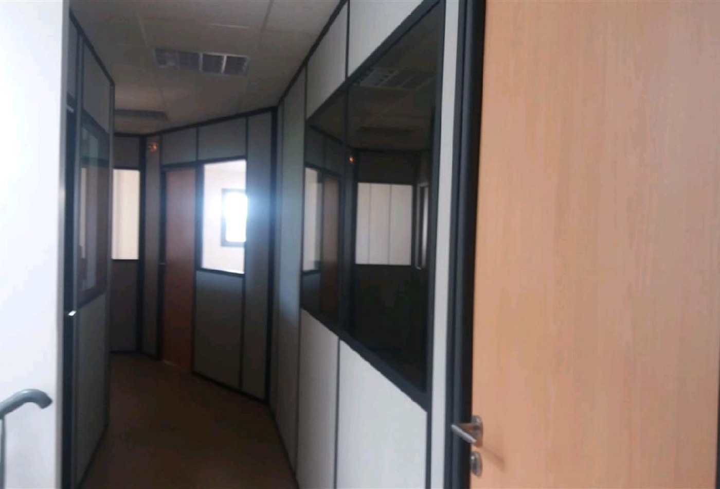 location Bureau Grenade Sur Garonne - Photo 1