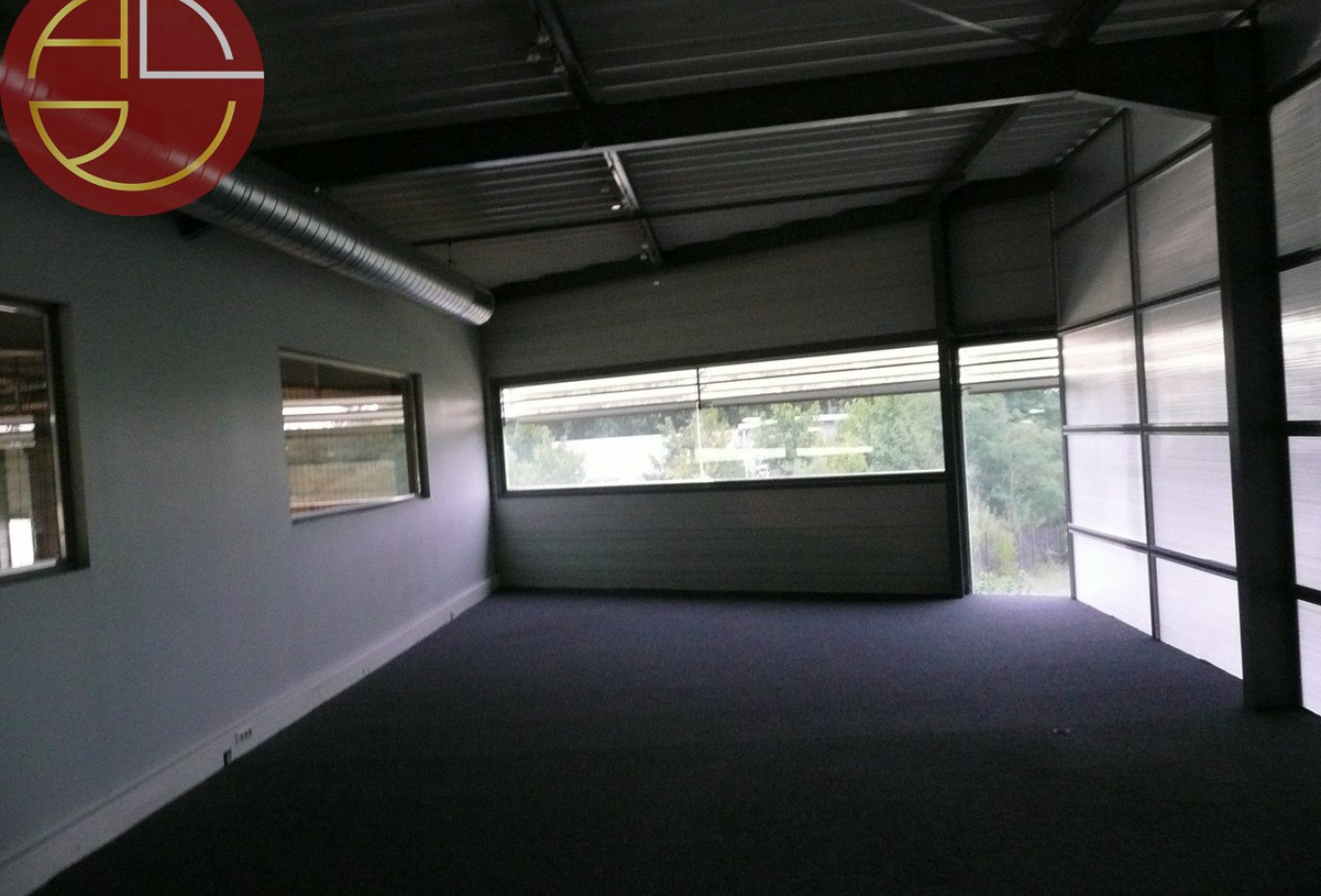 location Bureau St Jean - Photo 4