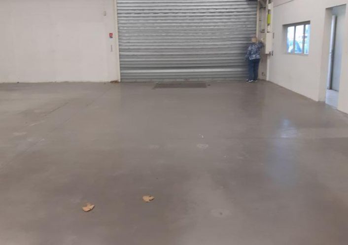 location Local commercial Fenouillet