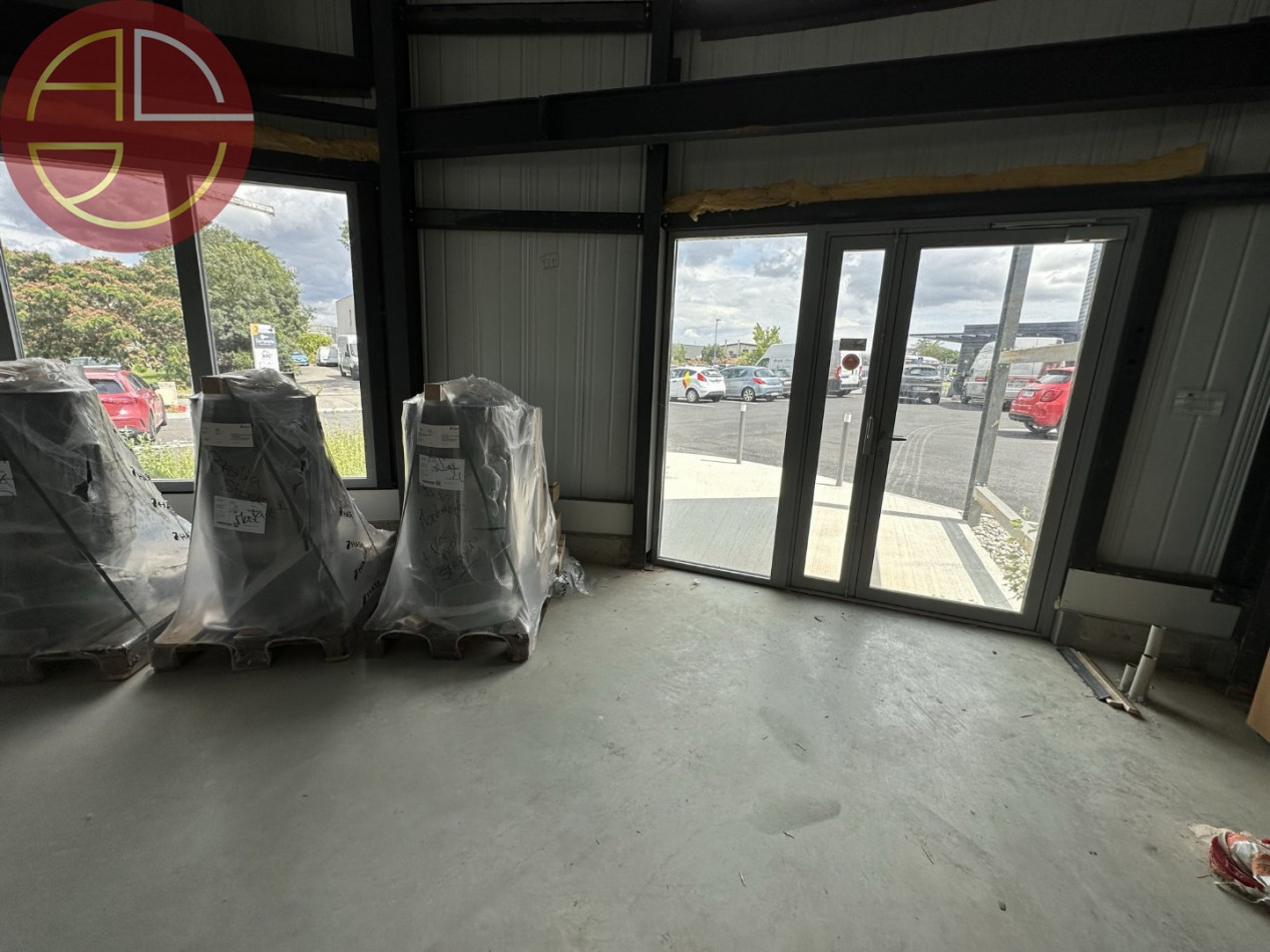 location Local commercial Launaguet - Photo 3